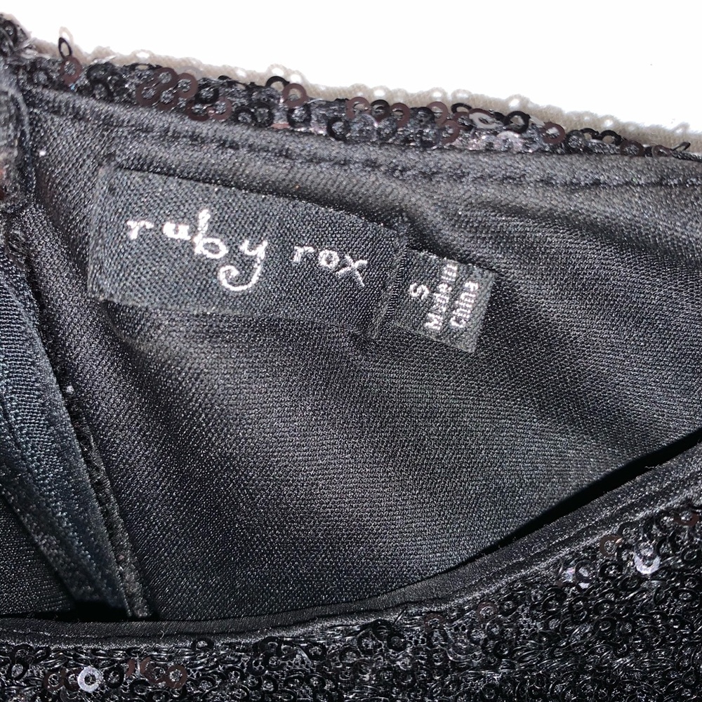 Ruby Rox Sequence Dress - Picture 3 of 3